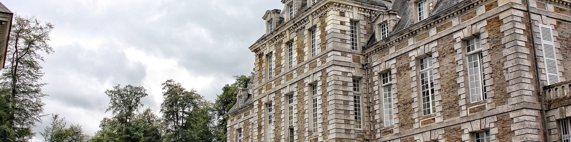 Other facade .