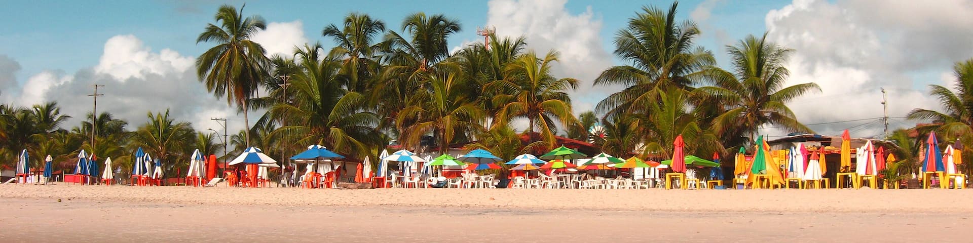 Guaibim Beach colorful