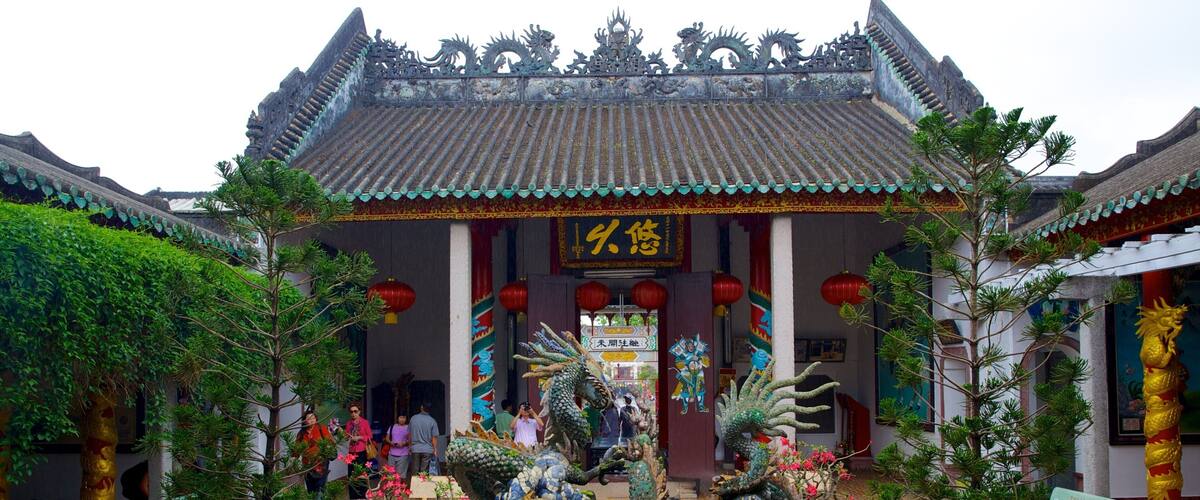 Assembly Hall of the Cantonese Chinese Congregation bevat historische architectuur en een tempel of gebedshuis