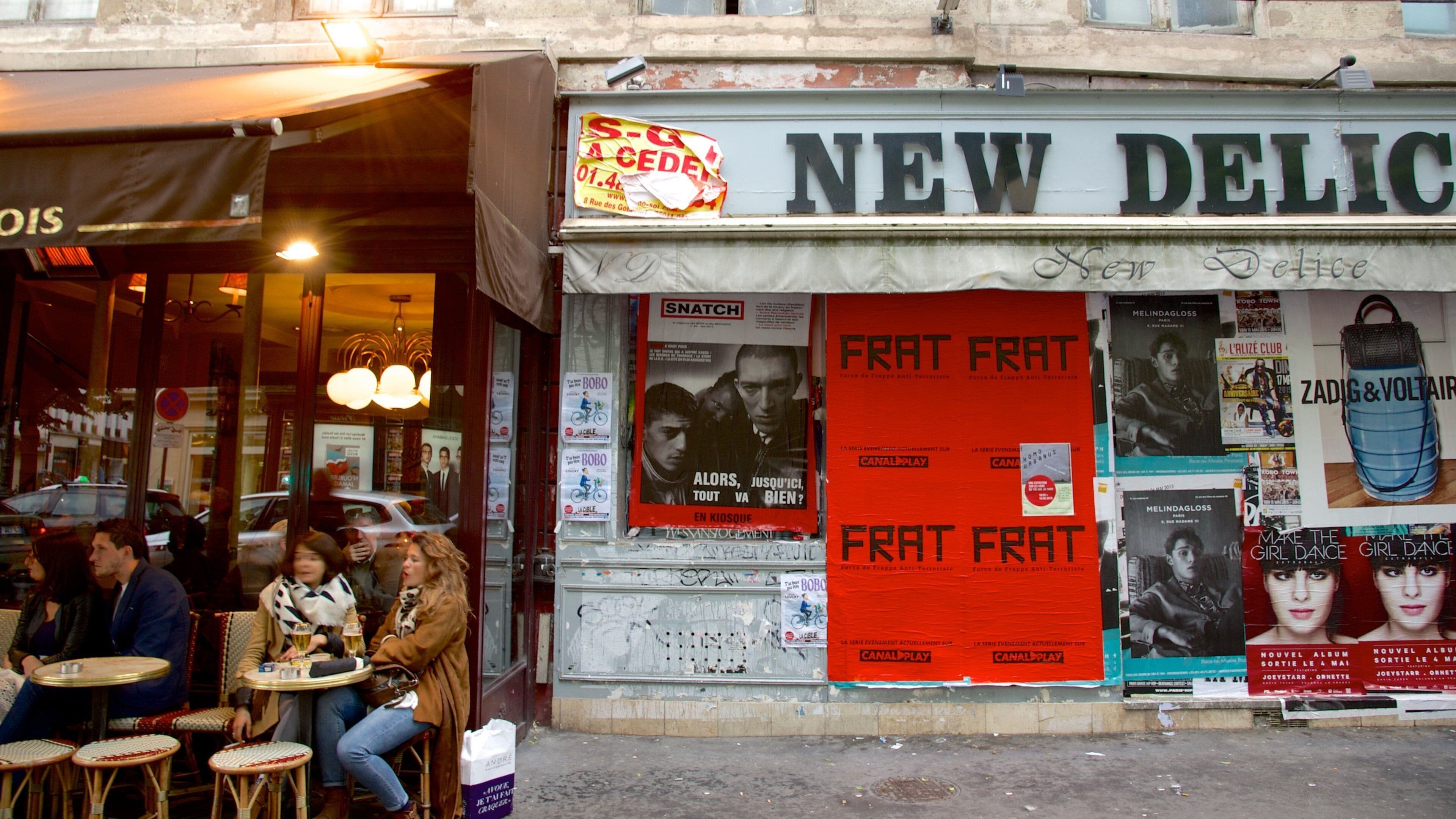 3:e arrondissement som inkluderar caféer och skyltar