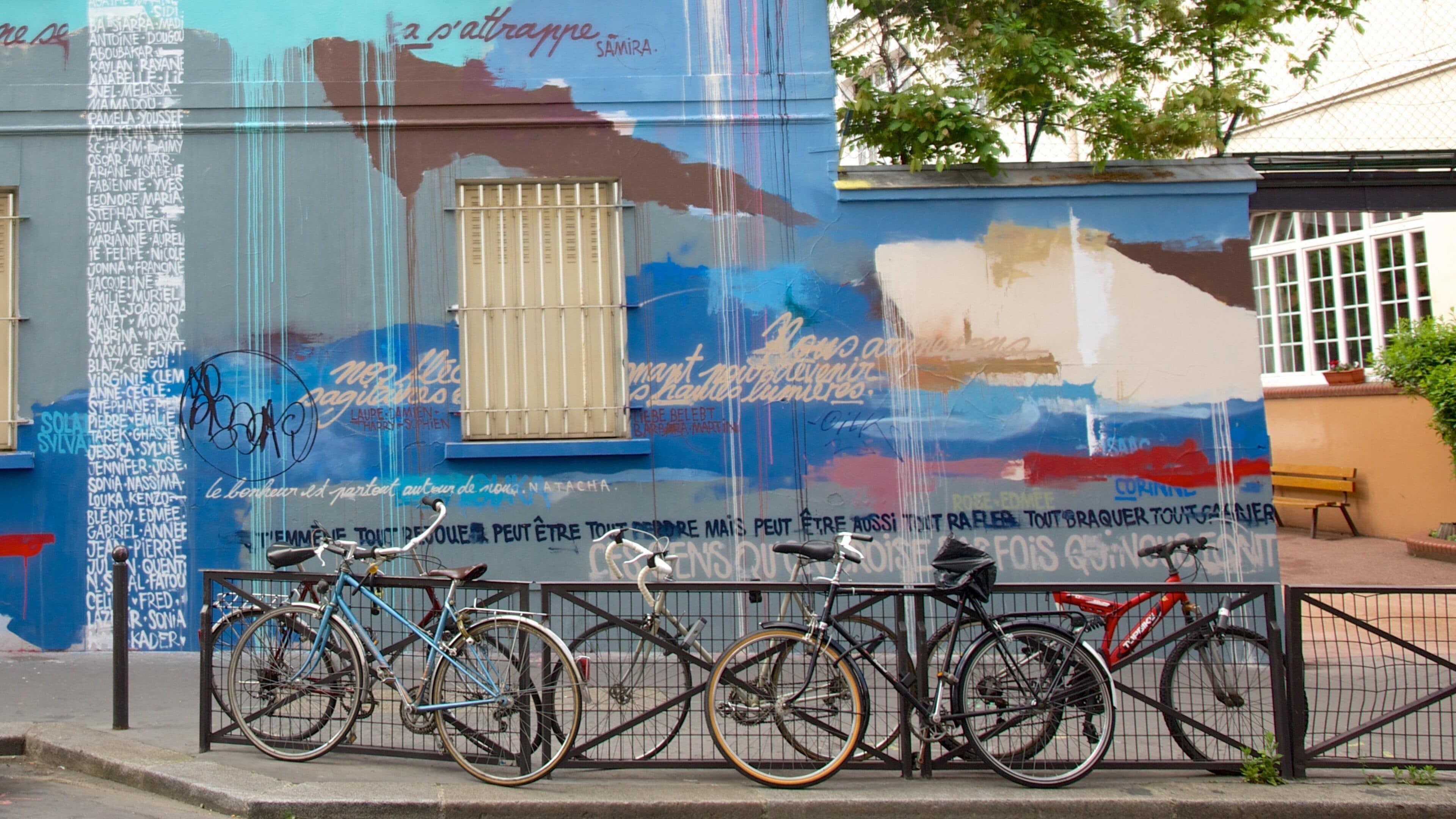 10. Arrondissement welches beinhaltet Outdoor-Kunst und Fahrradfahren