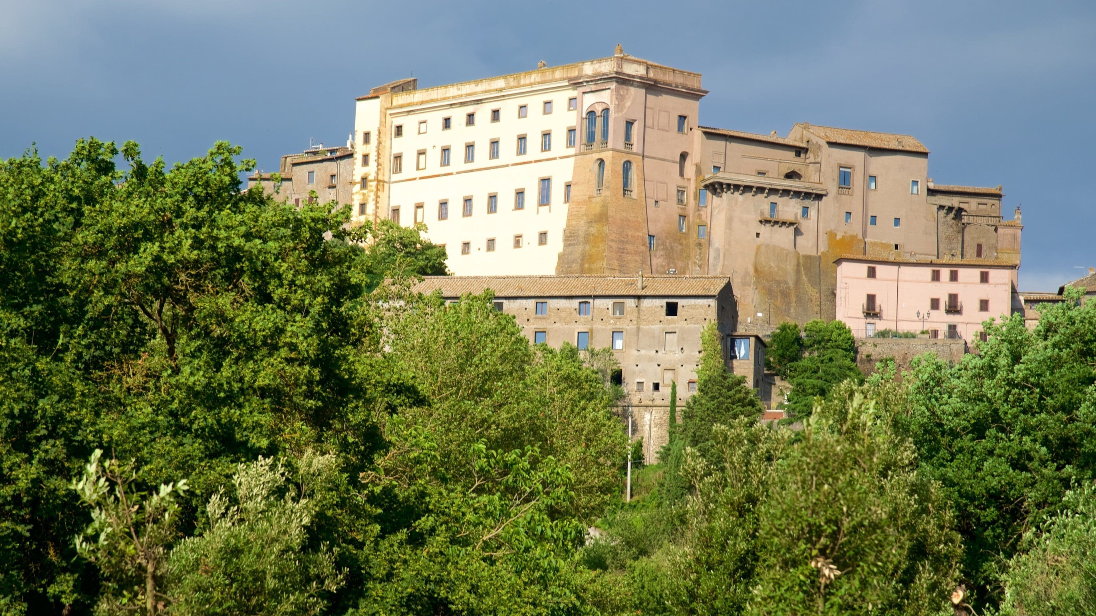 Bomarzo showing heritage architecture
