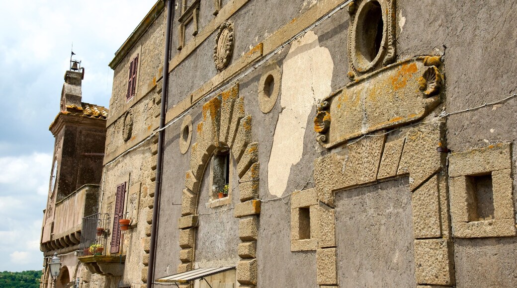 Bomarzo which includes heritage architecture