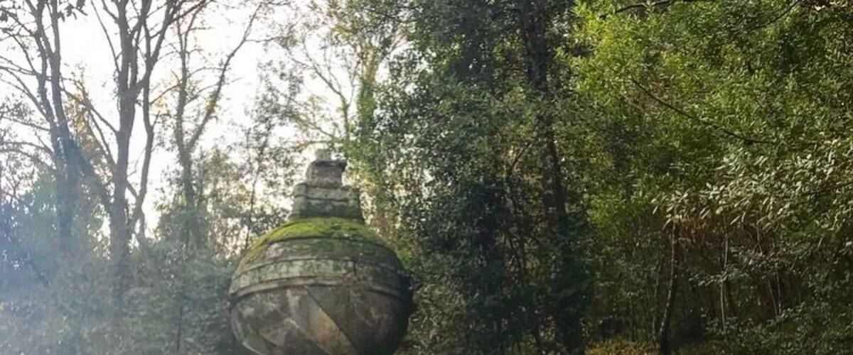 Interesting little find in Bomarzo. Same architect as Villa dâEste, definitely a different feel and style.