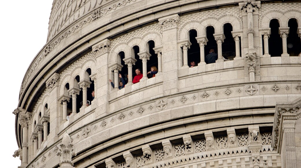 18º Arrondissement caracterizando paisagens e arquitetura de patrimônio