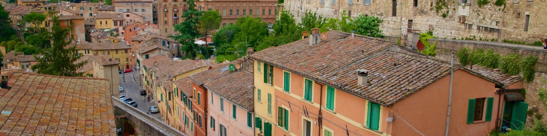 Roman Aqueduct which includes a small town or village