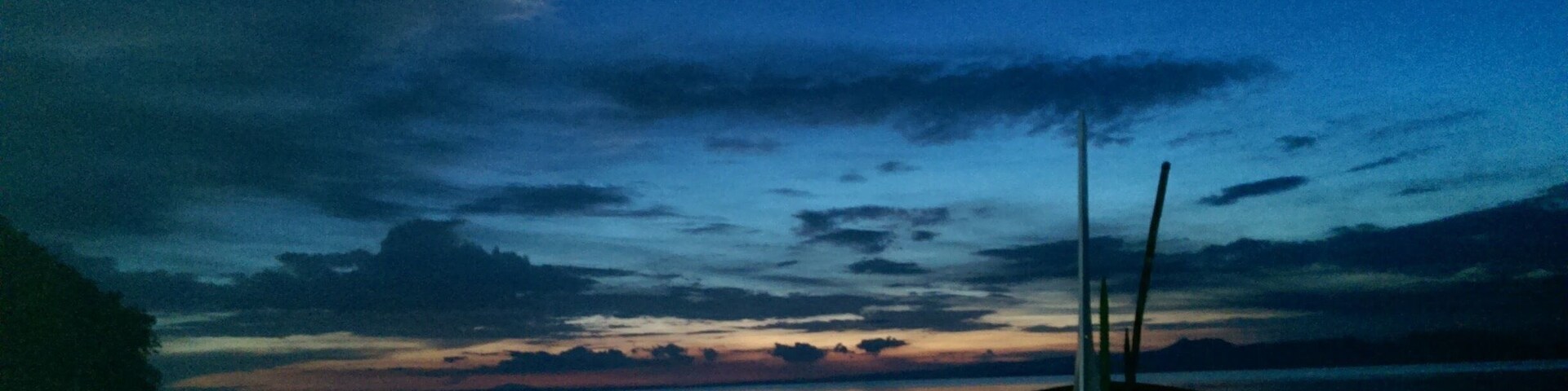 Beautiful sunset in the back garden of the place I stayed at in Balete just out of Lipa in the Philippines
December 2016
#beautiful #sunset #lipa #Philippines