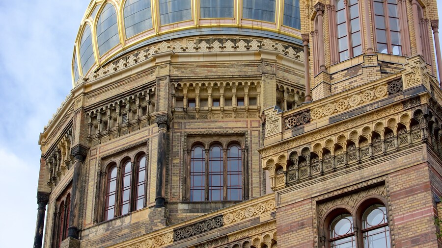 Torstrasse showing a castle