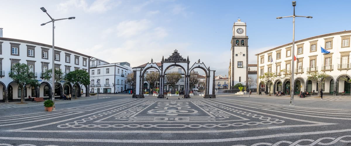 Day image of the arches of the city gates in Ponta Delgada-sao miguel-açores