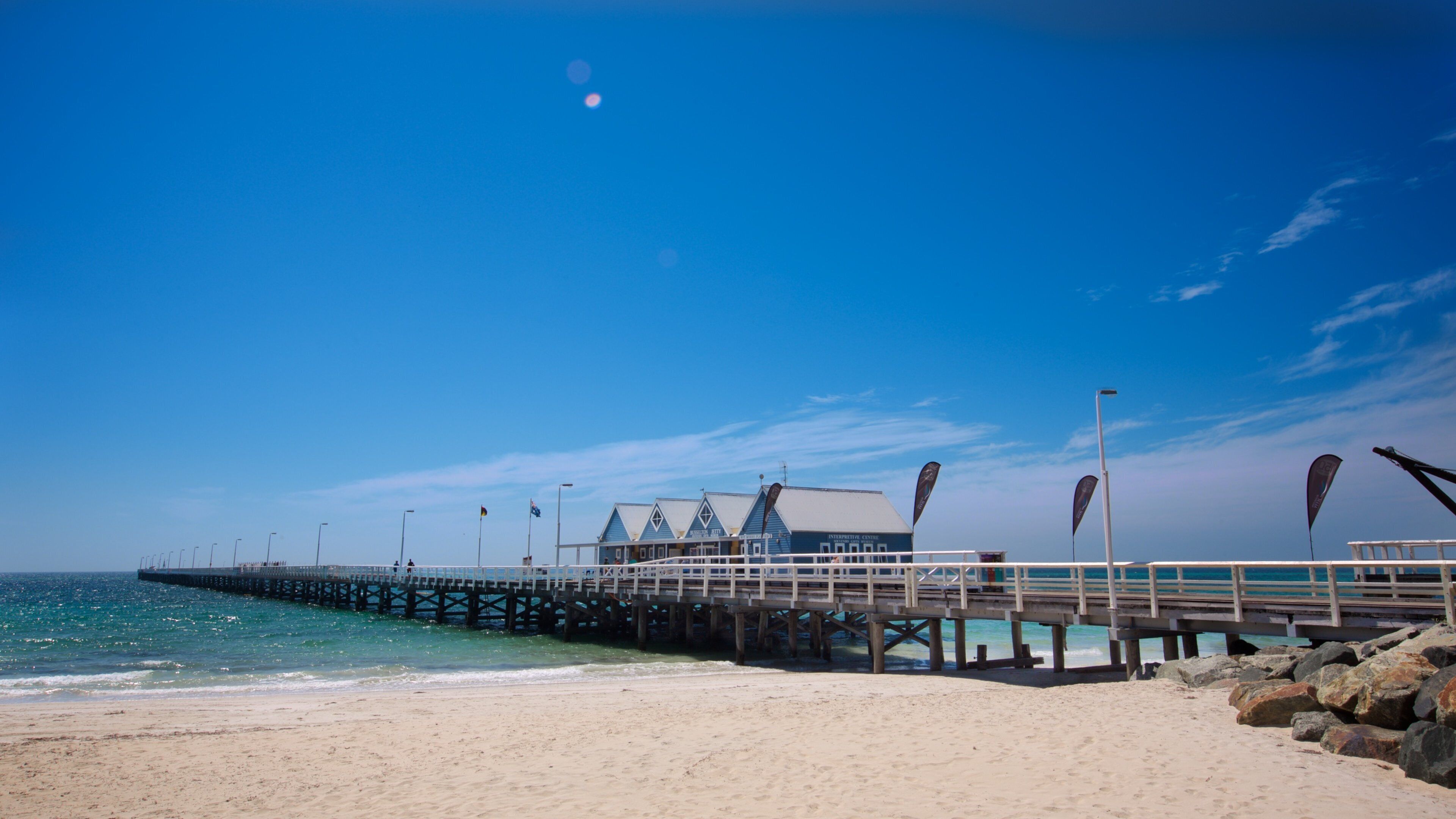 Busselton Jetty which includes a beach