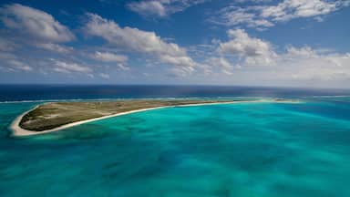 Eastern Island. Midway Atoll National Wildlife Refuge and Battle of Midway National Memorial, part of Papah?naumoku?kea Marine National Monument. Located in the northwest Hawaiian Islands, though not part of the state of Hawaii.