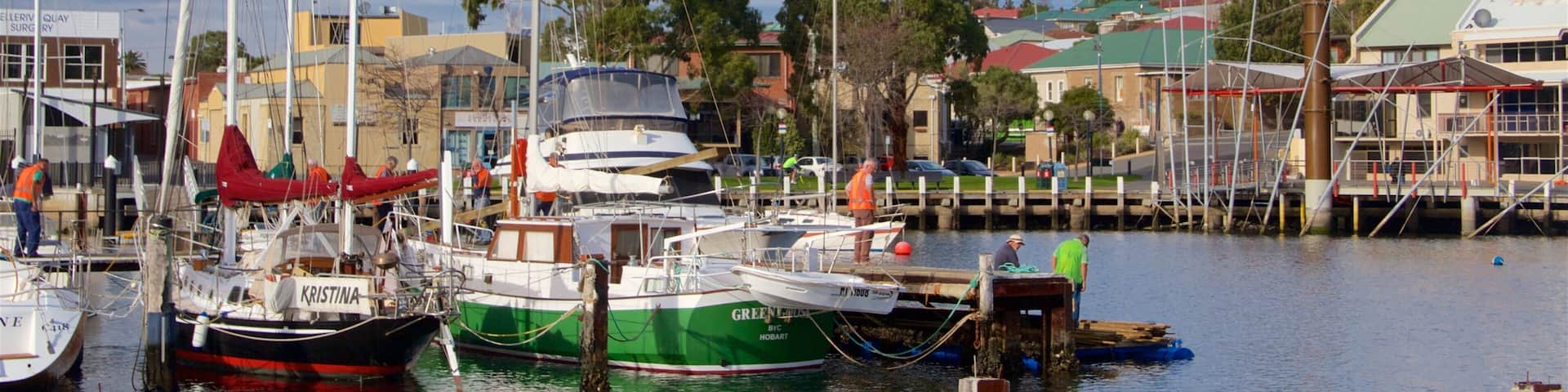 Bellerive welches beinhaltet Bucht oder Hafen