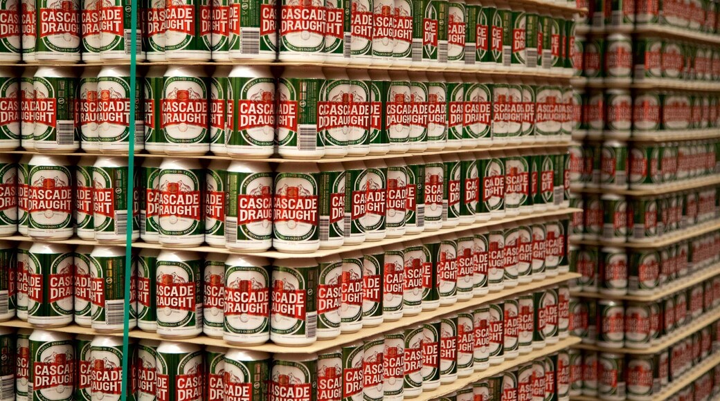 Brasserie Cascade mettant en vedette vues intérieures