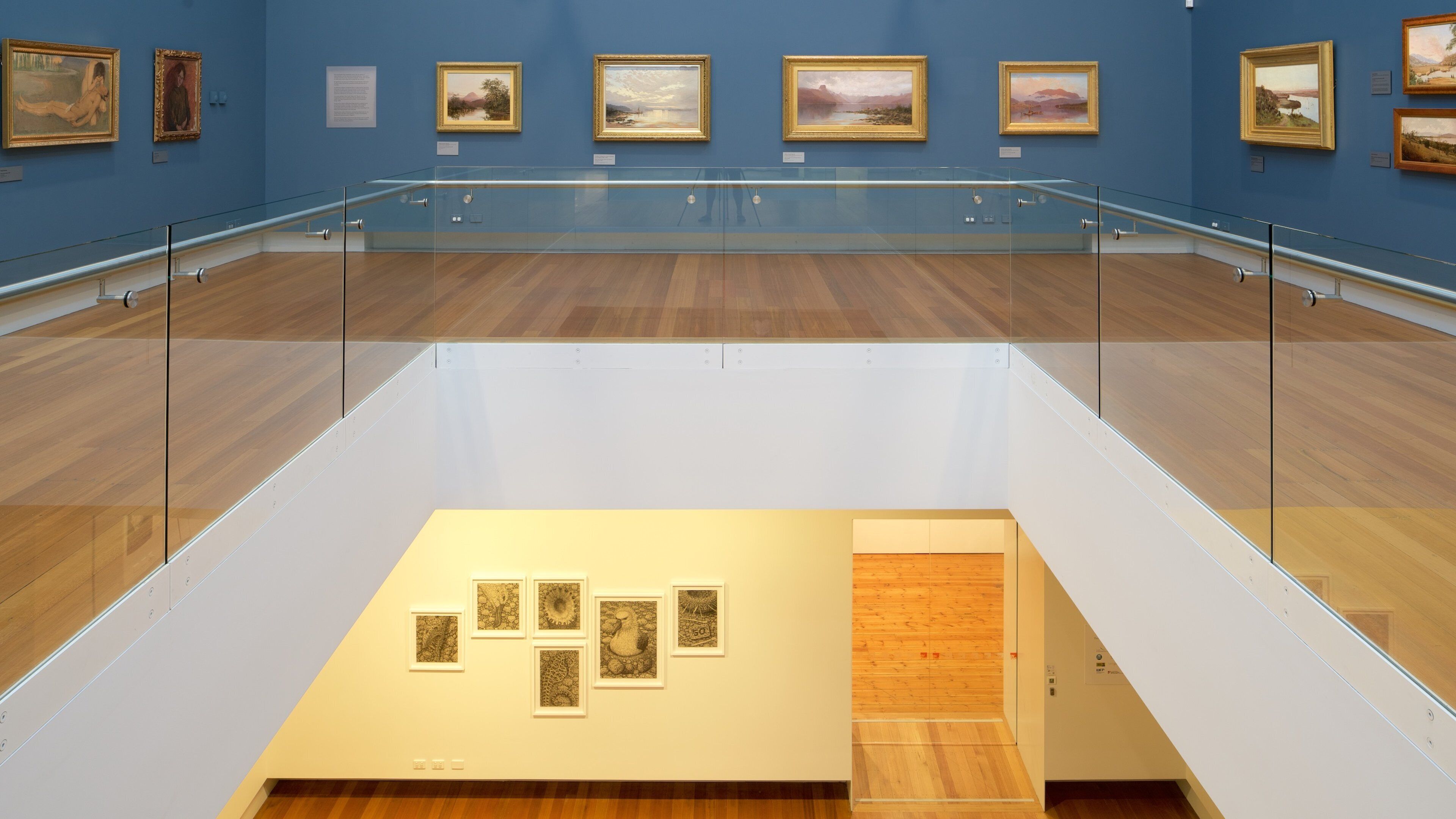 Queen Victoria Art Gallery showing art and interior views