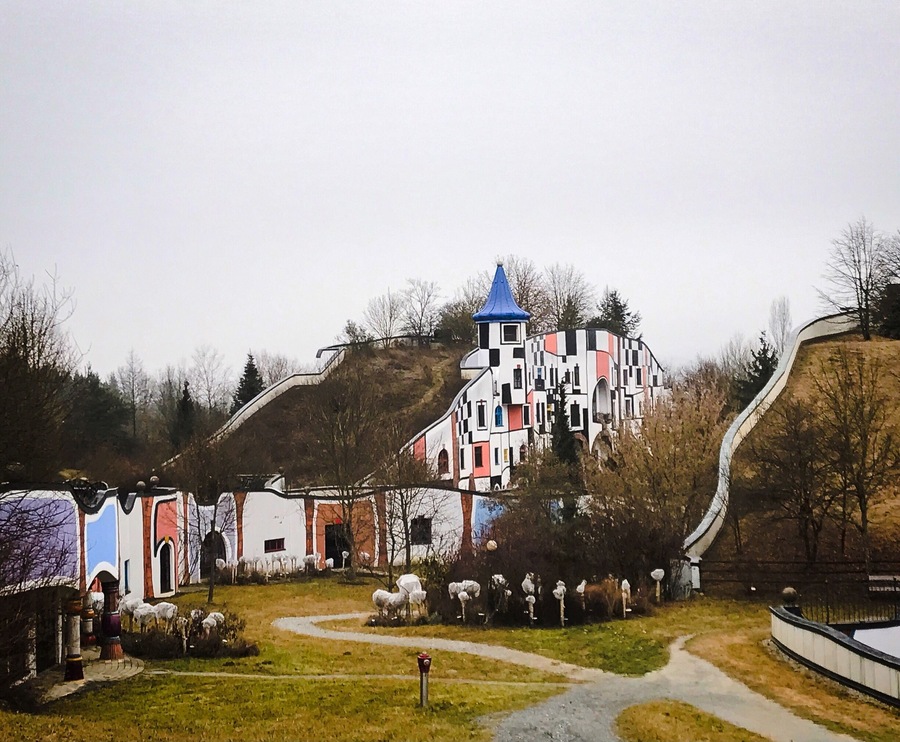 Day trip from Vienna, just to see beautiful creations by Hundert Wasser