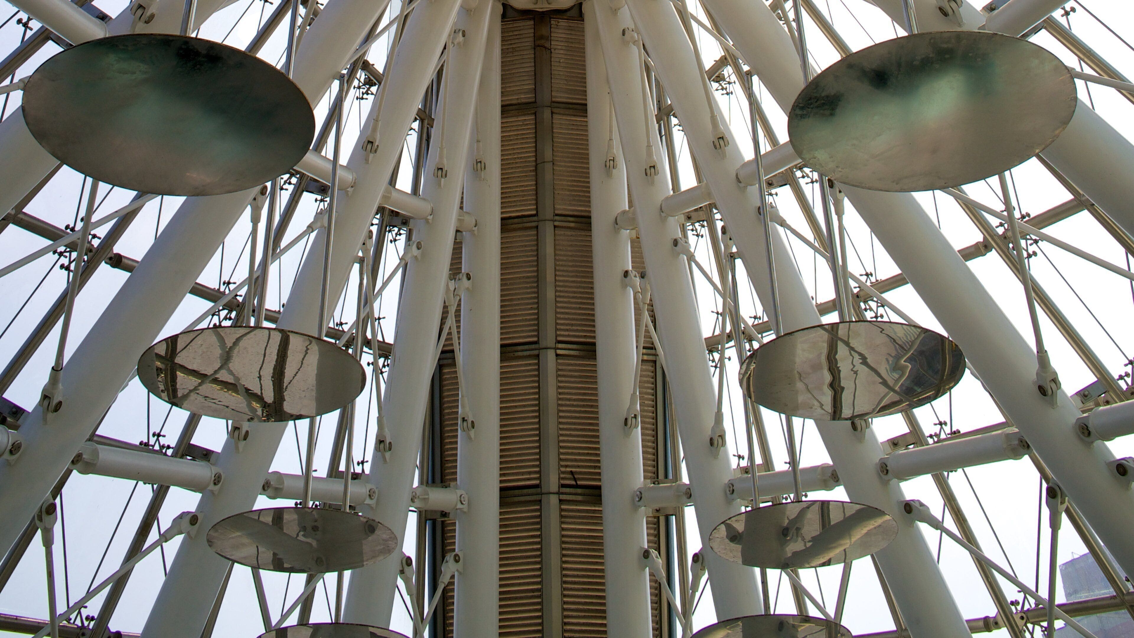 Dome of Light caracterizando vistas internas