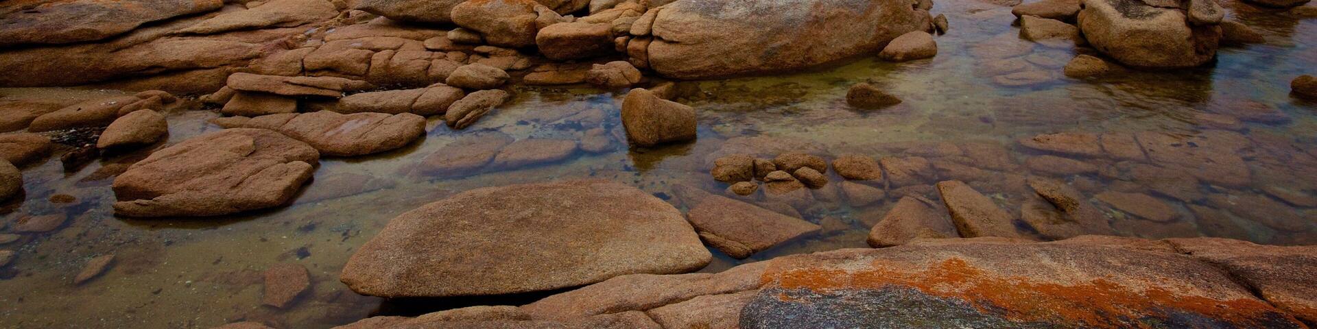 Freycinet featuring general coastal views and rugged coastline