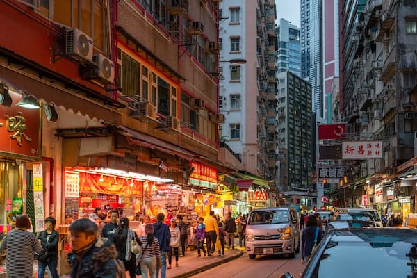 Wan Chai Road showing a city, night scenes and street scenes