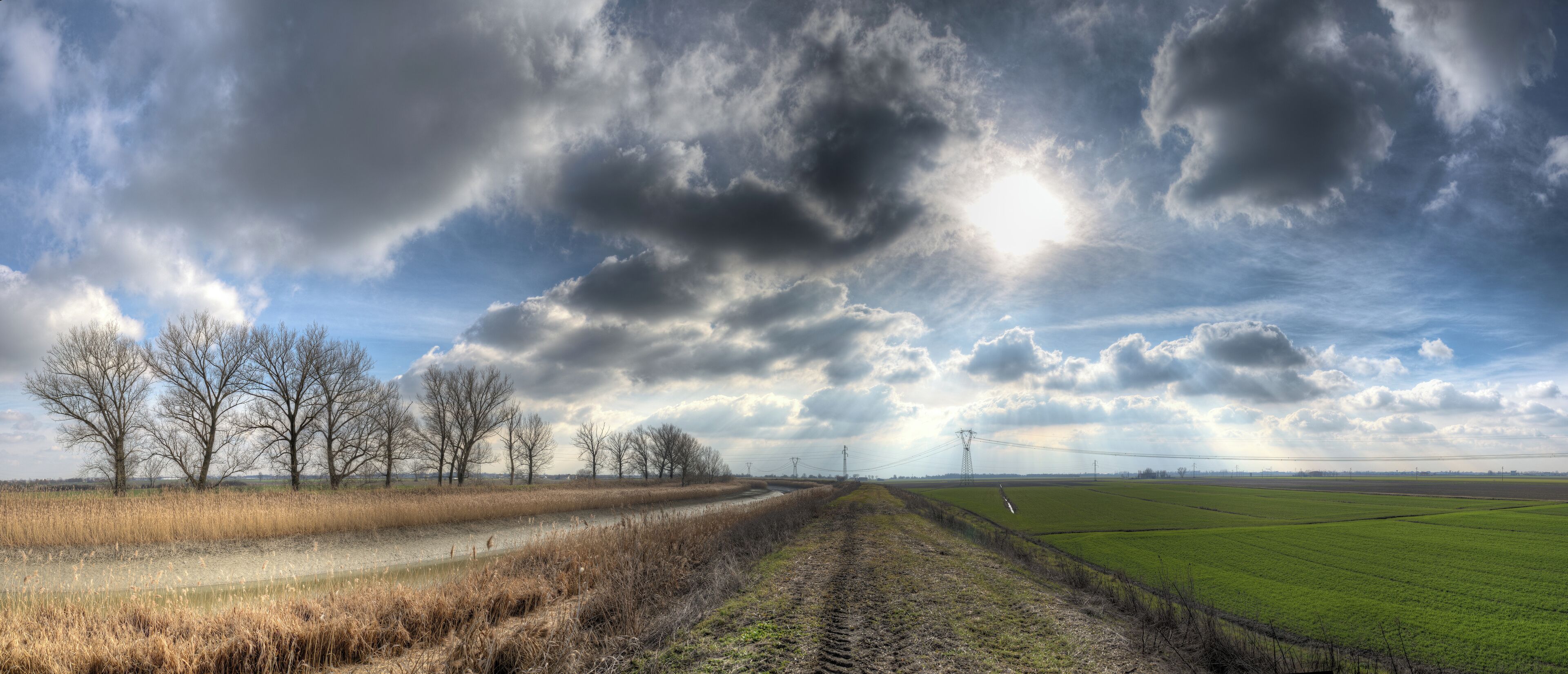 Lungo il Collettore Acque Alte - Crevalcore (BO) Italia - 7 Febbraio 2013