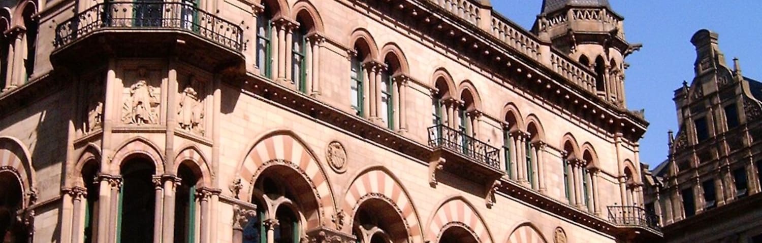 The Reform Club Building on King Street Manchester