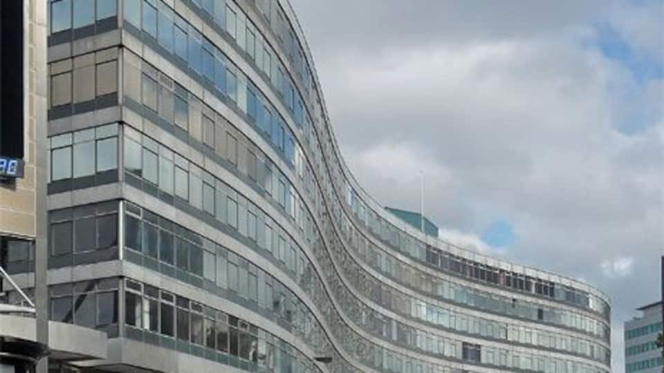 1960s office block by Richard Seifert adjacent to Piccadilly station. Known for its wavy modernist facade