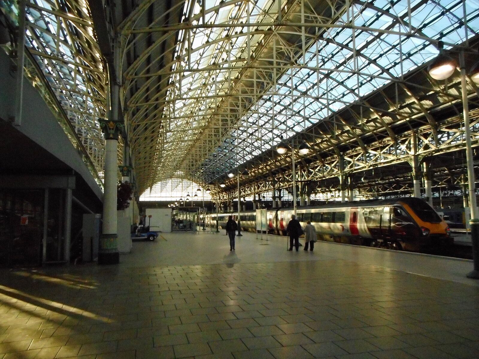 Manchester Piccadilly station
