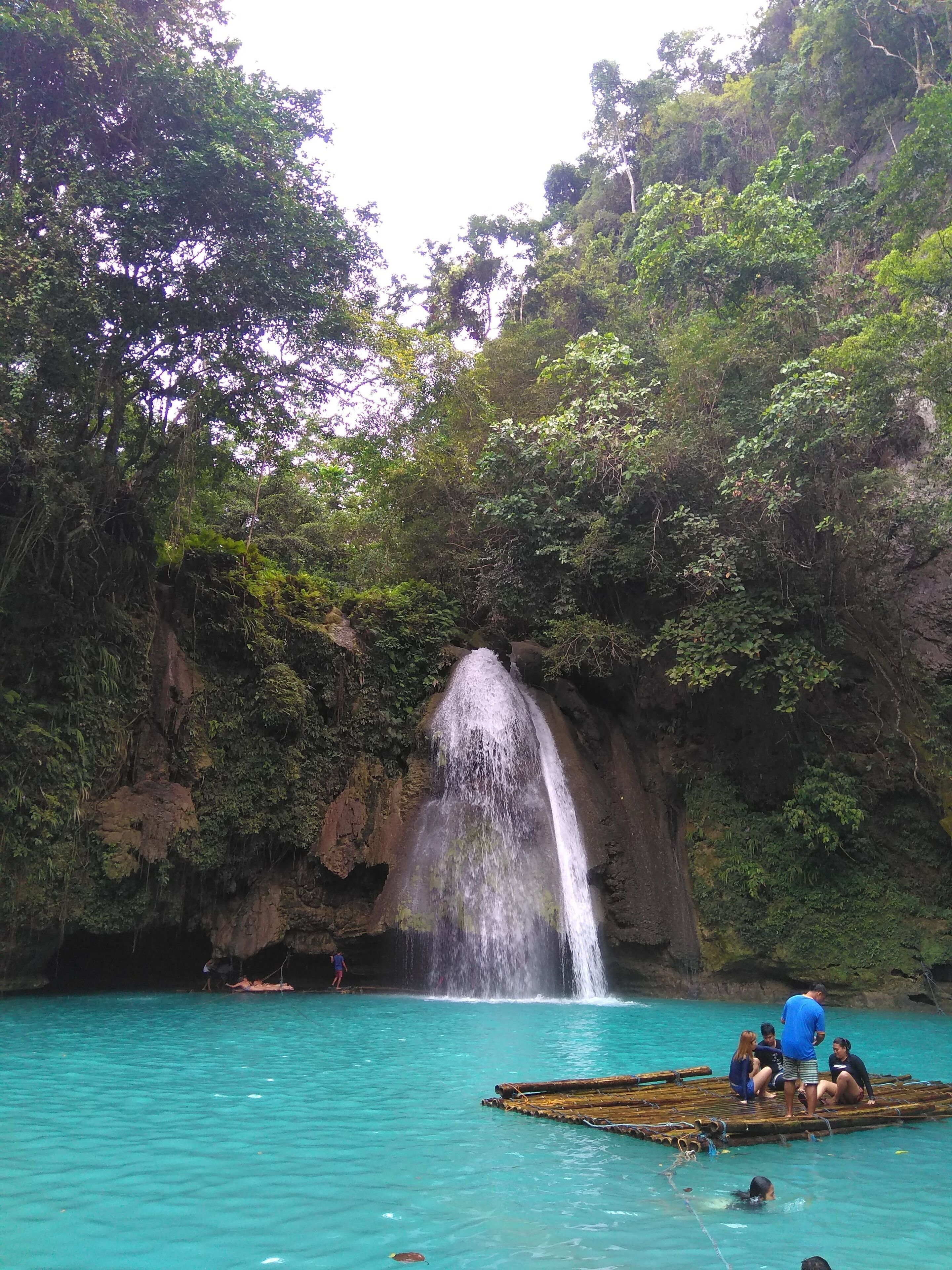 The magical landscape of Kawasan Falls is very cool and refreshing, an ideal paradise to anyone who loves and want to get intimate with nature.

#LifeAtExpedia
#Expediacare
#Green
#Details
#Beach

