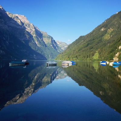 Turn the sight inside yourself and try to understand the #serenity of a clear blue mountain lake. 💙