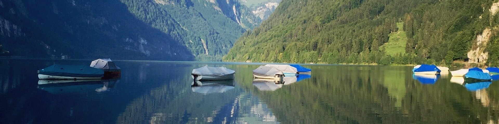 Turn the sight inside yourself and try to understand the #serenity of a clear blue mountain lake. 💙