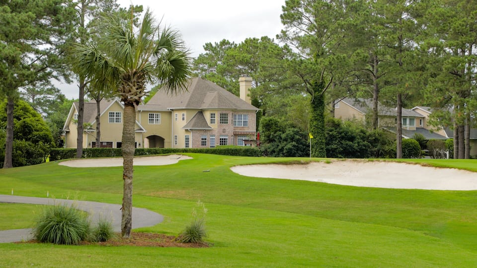 Myrtlewood Golf Club featuring a house and golf