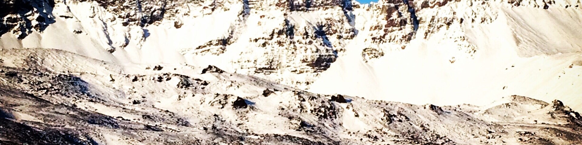 Hraundrangar, in north Iceland 😊