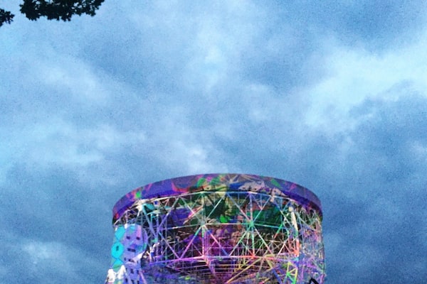 Jodrell Bank and the Lovell Radio Telescope.
Explore astronomy past and current at Jodrell Bank. You can see the 3rd biggest radio telescope in the world and learn more about incredible past astronomy projects and new ambitious ones in the future.
Look for special events, like the bluedot Festiva where music and science come together over the weekend.
#science #astronomy #manchester #england #sciencetourist #space