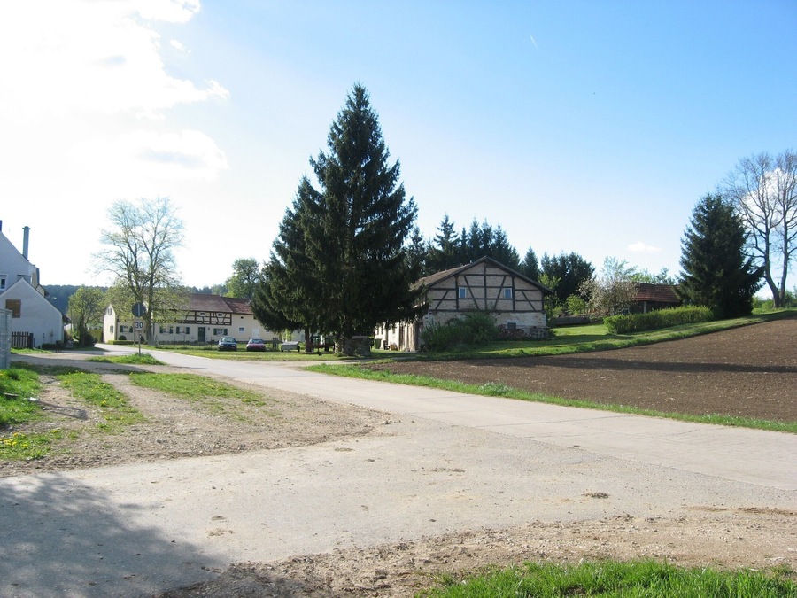 Unterheumoedern (part of Treuchtlingen, Bavaria), eastern outskirts