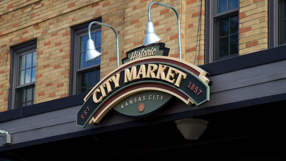 River Market featuring signage