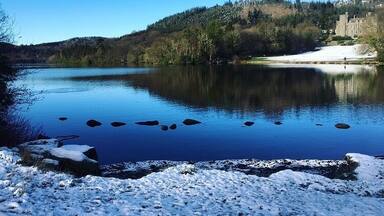 Castlwellan forest park in the snow ❄️ #beautiful #view #lake #icy #snow