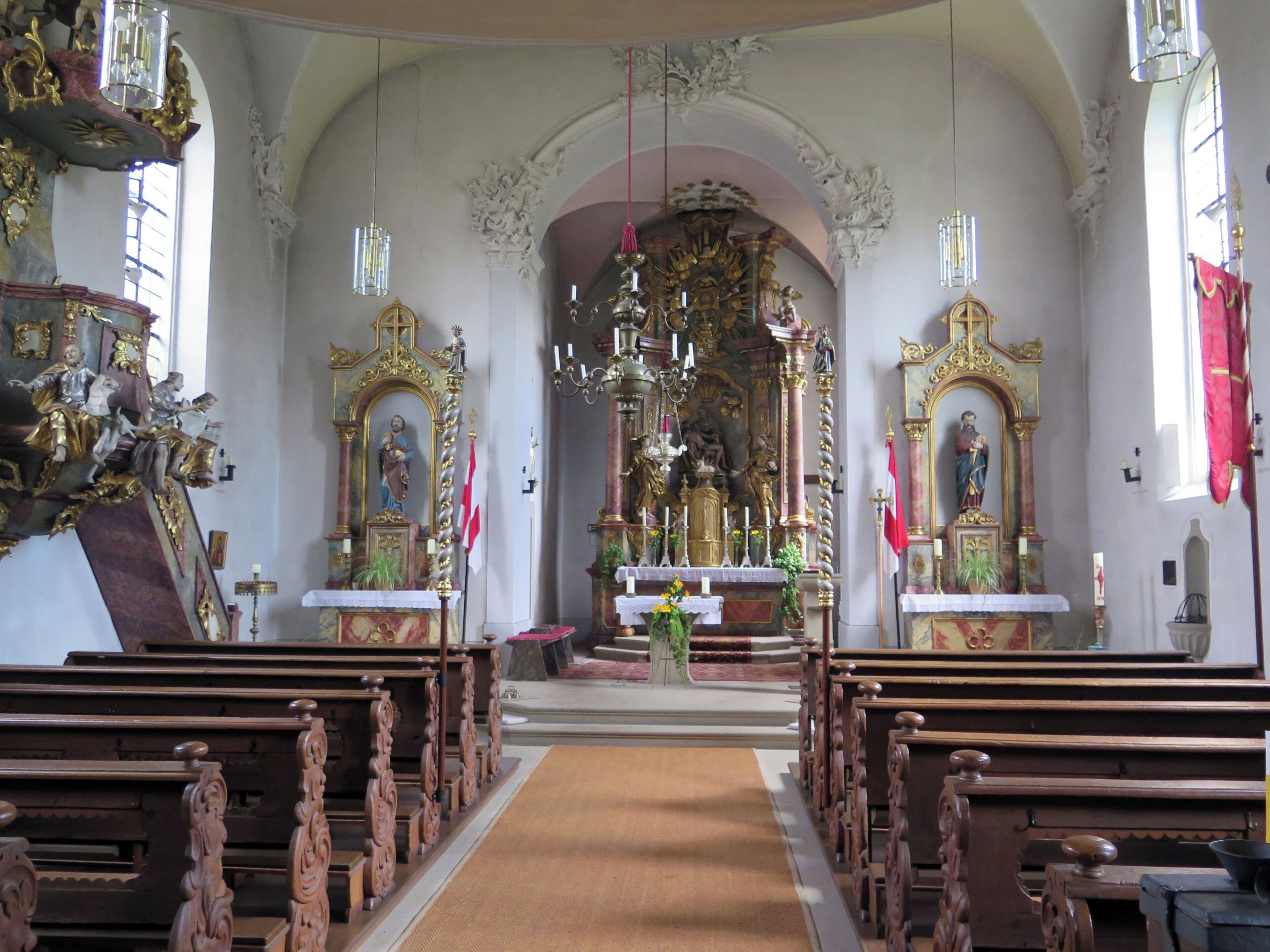 This is a photograph of an architectural monument. It is on the list of cultural monuments of Bayern, no. D-6-74-221-95