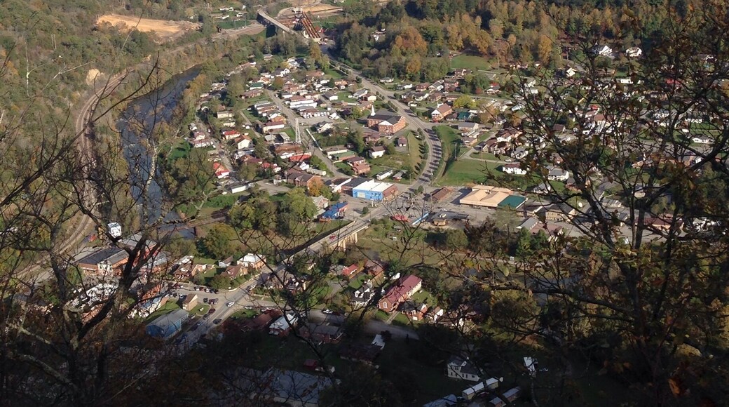 A 4 wheeler road brings you to this beautiful view!