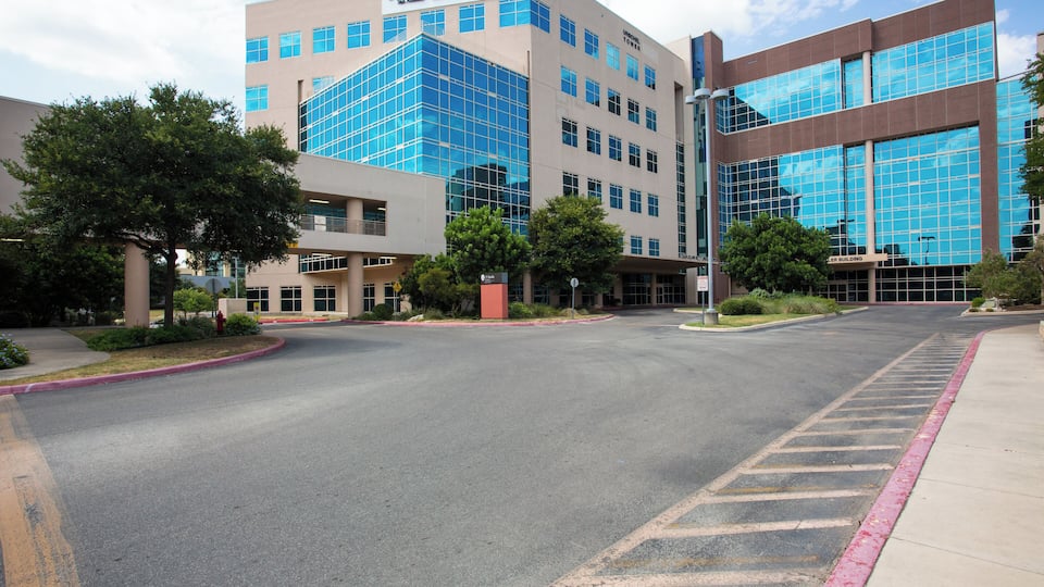SanAntonio_SouthTexasMedicalCenter_6193120_01