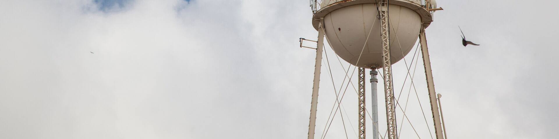 bidón de agua comunitario