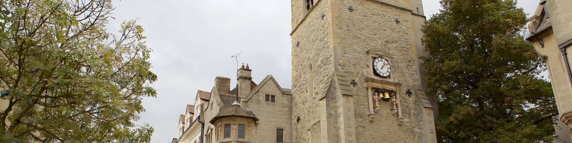 Torre Carfax caracterizando elementos de patrimônio e arquitetura de patrimônio