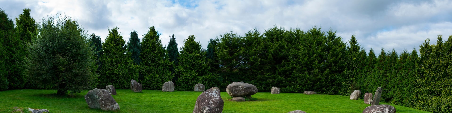 Kenmare Stone Circle, Kenmare, Ring of Kerry, Iveragh Peninsula, County Kerry, Ireland, Europe