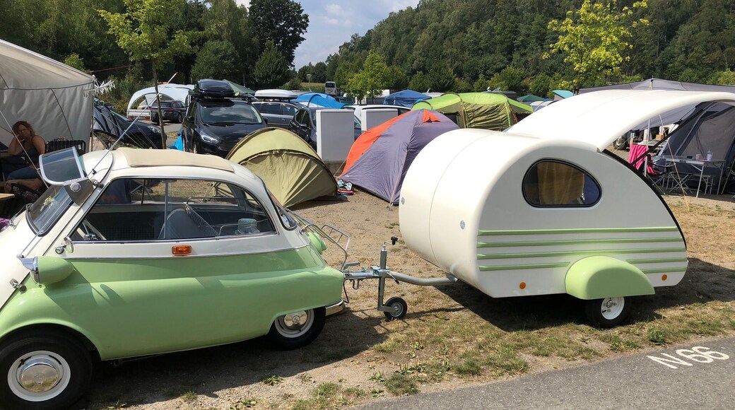 BMW Isetta with mobile
Cool👍