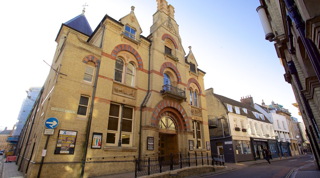 Cambridge Corn Exchange showing heritage elements and street scenes