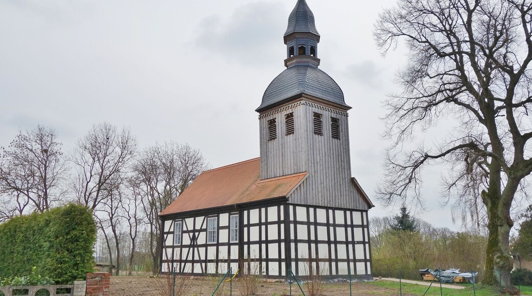 This is a picture of the Brandenburger Baudenkmal (cultural heritage monument) with the ID
