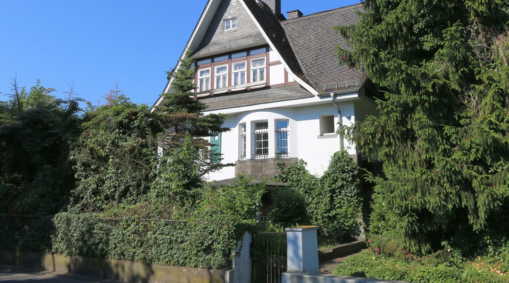 This is a picture of the hessian Kulturdenkmal (cultural monument) with the ID