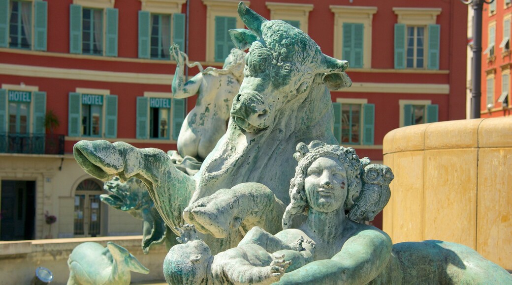 Place Massena featuring a statue or sculpture