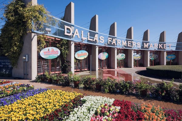 Entrance to the Dallas Farmers Market