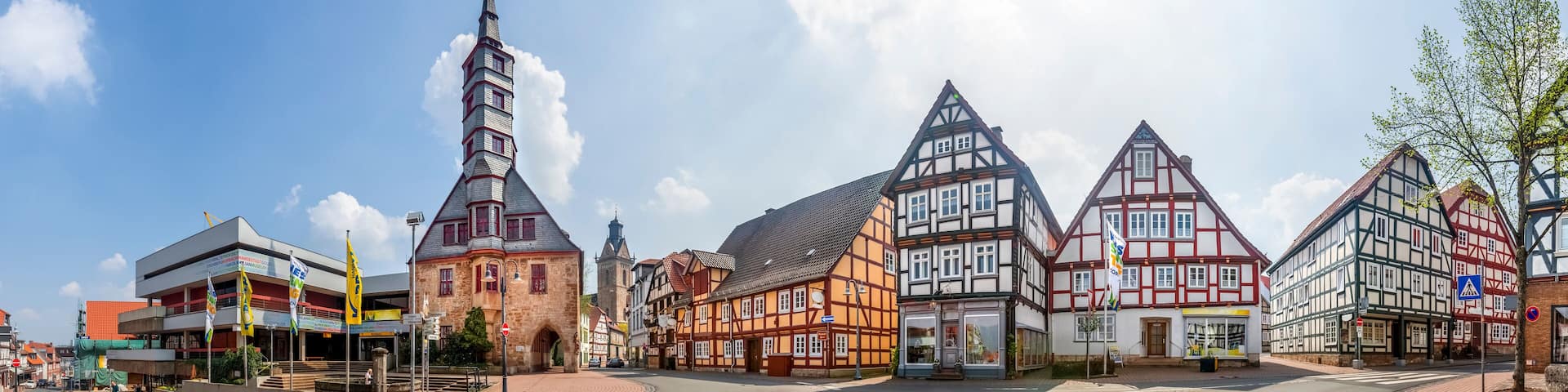 Rathausvorplatz, Rathaus und Kilianskirche, Korbach, Hessen