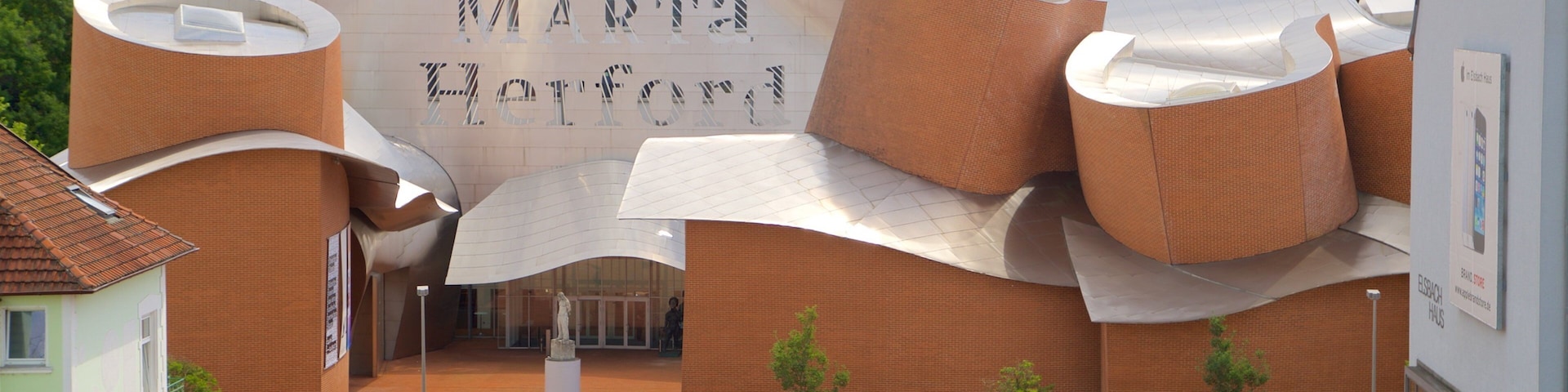 Museu MARTa Herford caracterizando arquitetura moderna