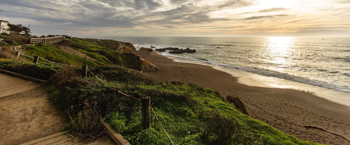 Cambria showing a sunset and general coastal views